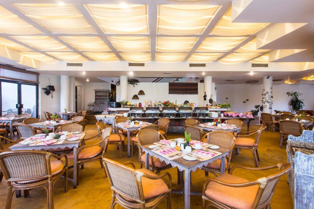 Shangri-La Village Resort, Похара Екстериор снимка
